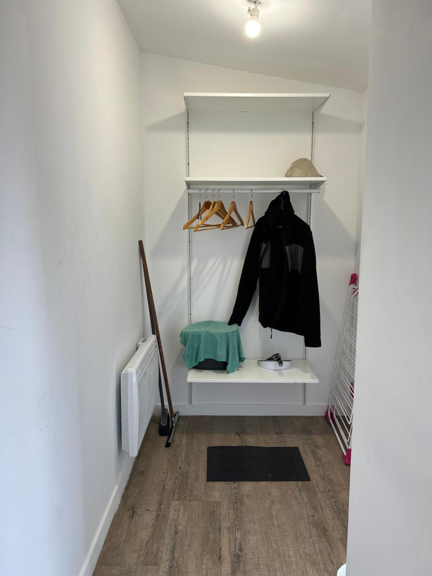 superbe studio meublé avec parking Maubeuge Esterno foto